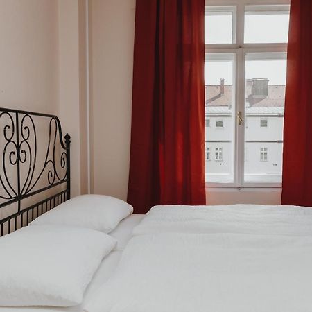 Party Hostel Zzz 류블랴나 외부 사진