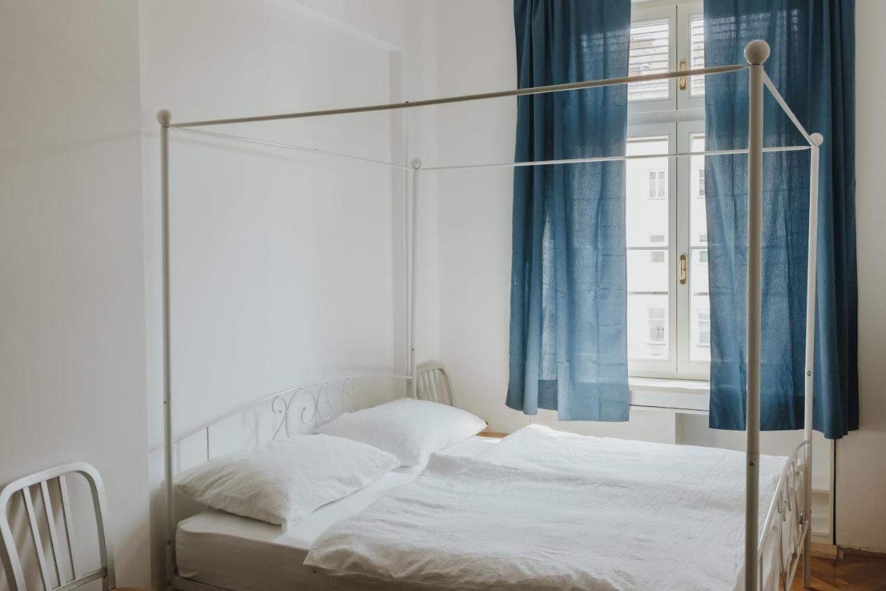 Party Hostel Zzz 류블랴나 외부 사진